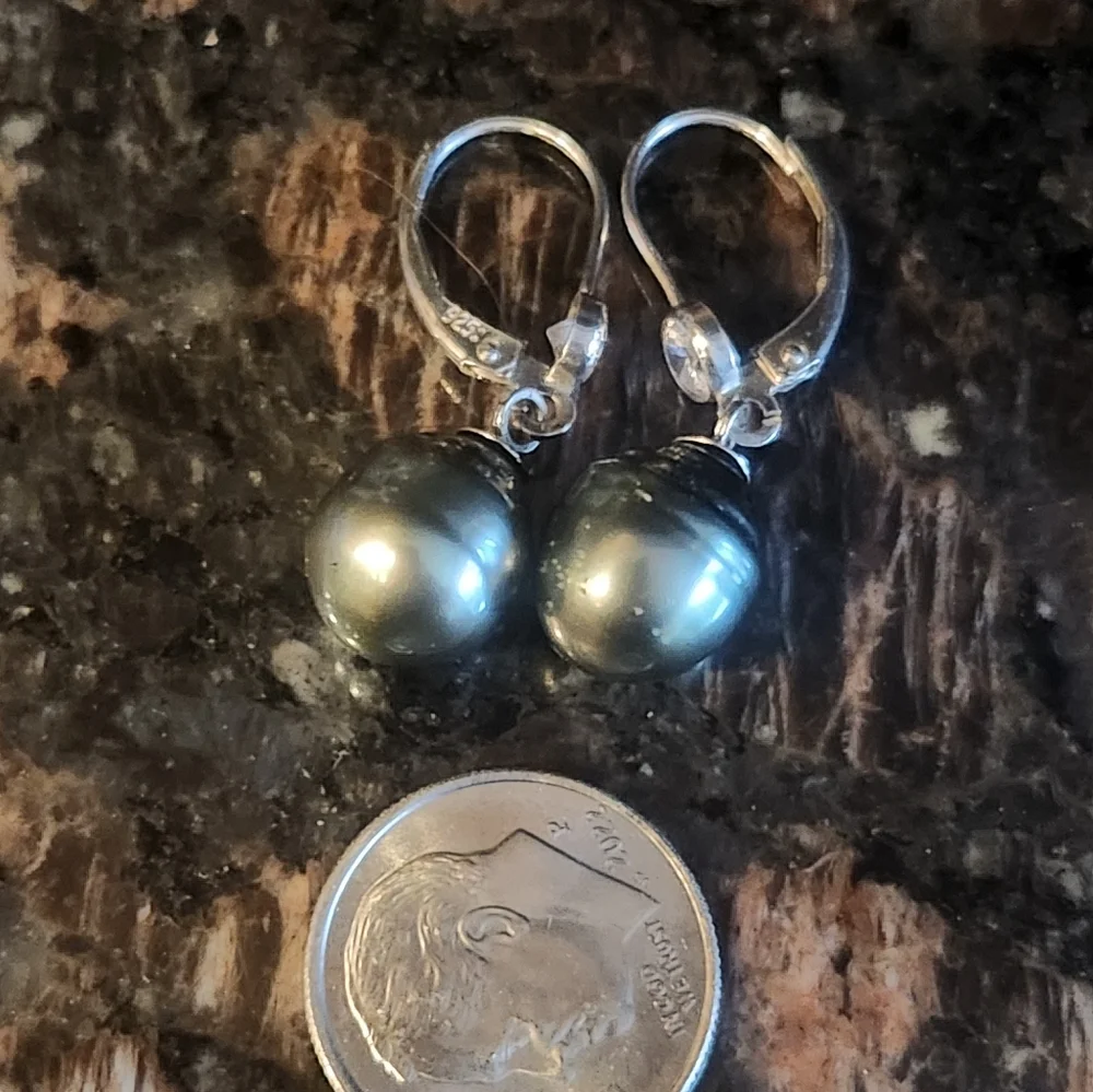 Tahitian Pearl Earrings - Picture 2 of 5